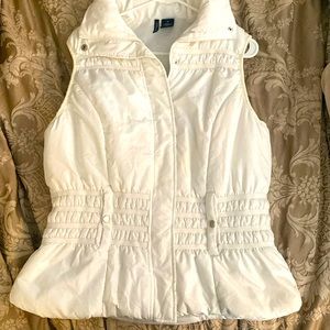 White puff 1X New Direction Vest